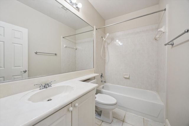 2422 Dorrington A, Houston, TX 77030