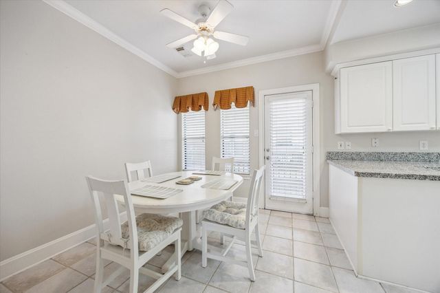 2422 Dorrington A, Houston, TX 77030