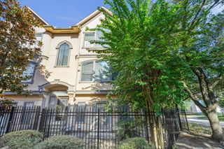 2422 Dorrington A, Houston, TX 77030