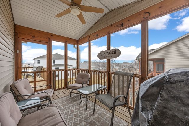 736 Croell Ave, Tiffin, IA 52340