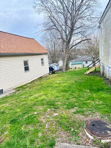 112 Lincoln Street, Nicholasville, KY 40356