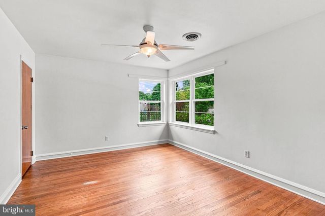 38 EVELYN AVE, Vineland, NJ 08360