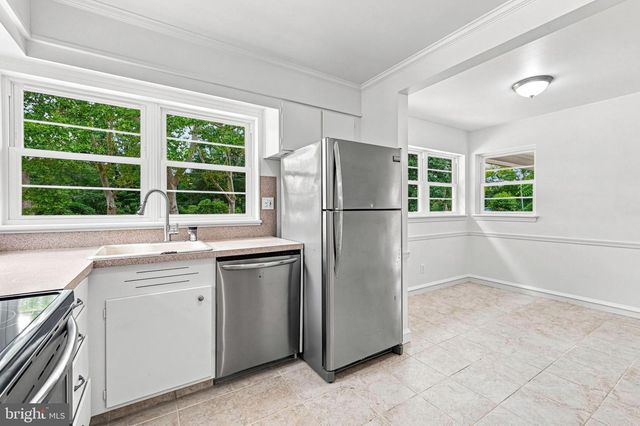 38 EVELYN AVE, Vineland, NJ 08360