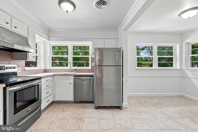 38 EVELYN AVE, Vineland, NJ 08360