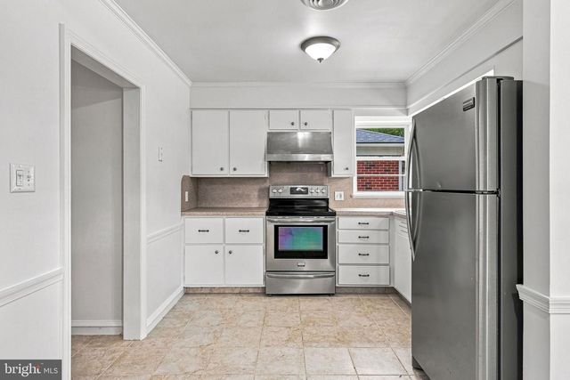 38 EVELYN AVE, Vineland, NJ 08360