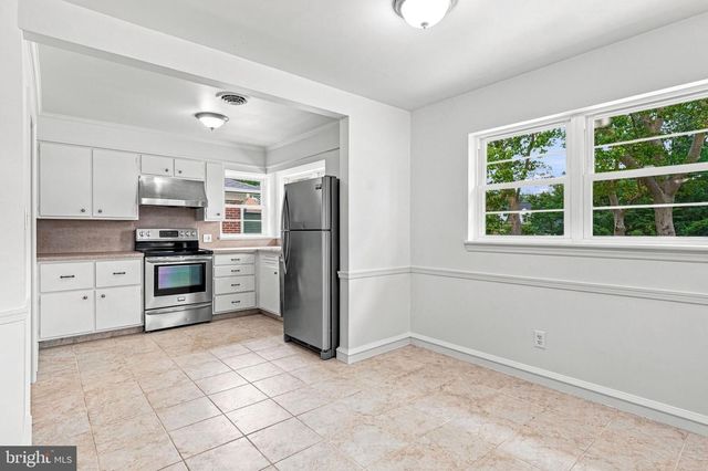38 EVELYN AVE, Vineland, NJ 08360