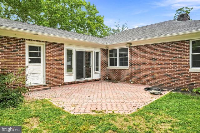 38 EVELYN AVE, Vineland, NJ 08360