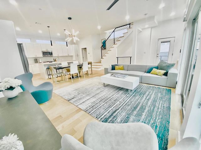 4223 Delano Place 103, Dallas, TX 75204