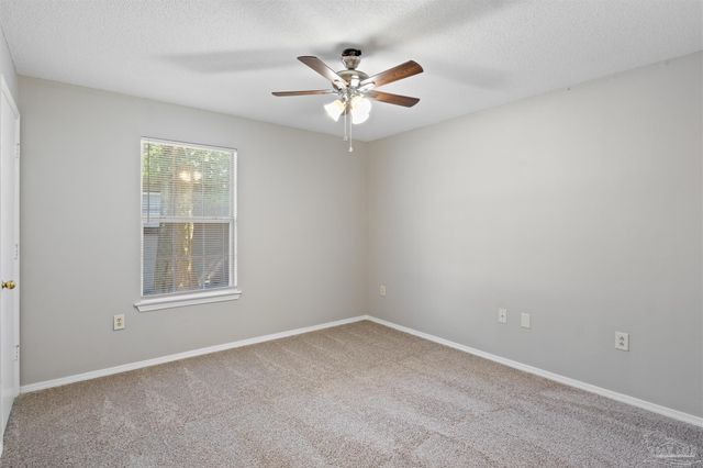 6 Georgia Dr, Pensacola, FL 32505