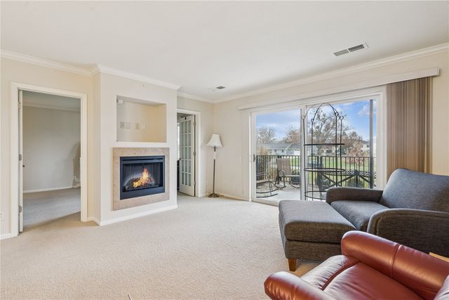 100 Thompson Dr SE 116, Cedar Rapids, IA 52302