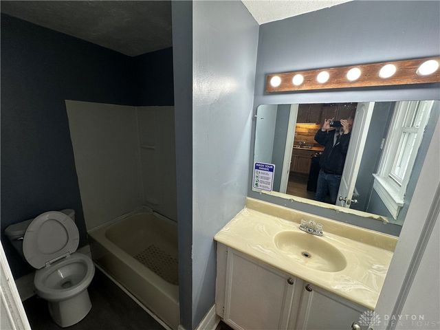 510 W Fairview Avenue, Dayton, OH 45405