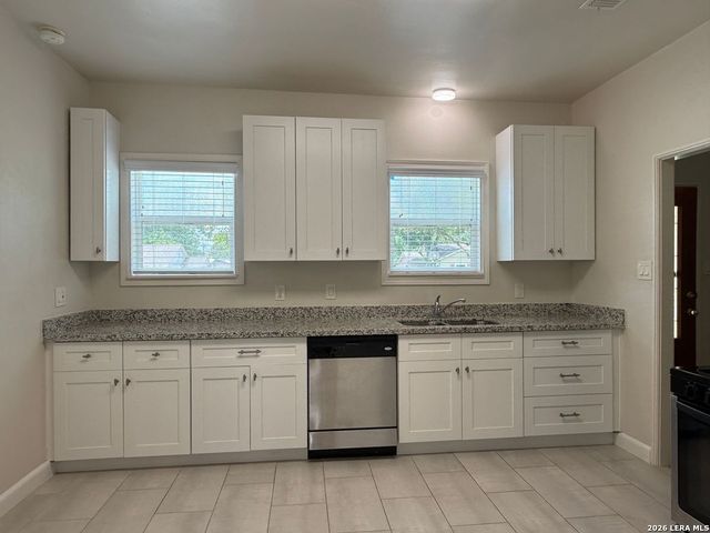 1910 MCKINLEY AVE, San Antonio, TX 78210