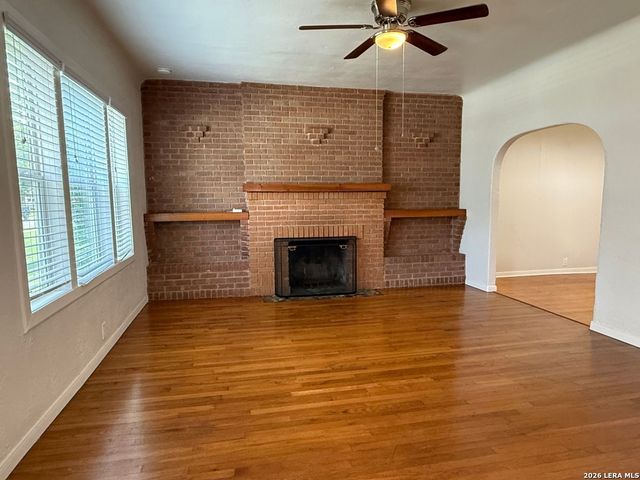 1910 MCKINLEY AVE, San Antonio, TX 78210