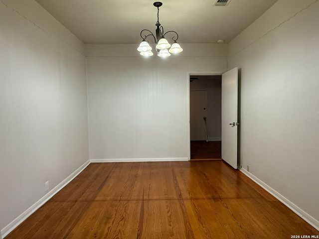 1910 MCKINLEY AVE, San Antonio, TX 78210