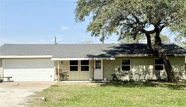 1510 W Terrace Blvd, Rockport, TX 78382