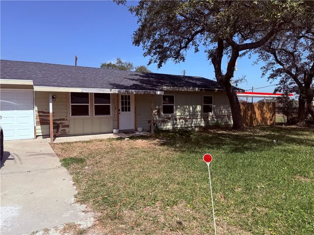 1510 W Terrace Blvd, Rockport, TX 78382