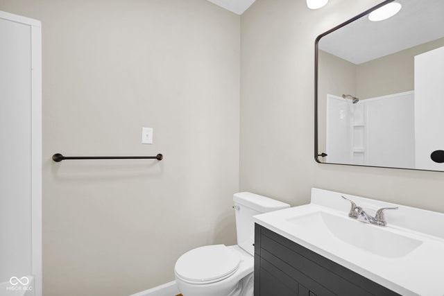 1413 Brookside Drive, Columbus, IN 47201