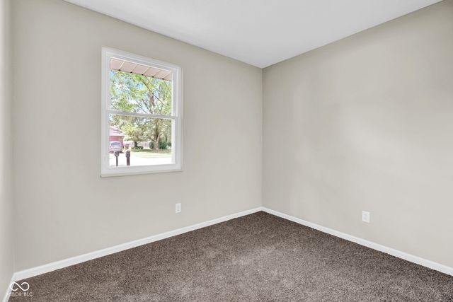 1413 Brookside Drive, Columbus, IN 47201