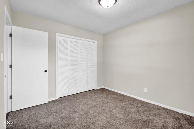 1413 Brookside Drive, Columbus, IN 47201