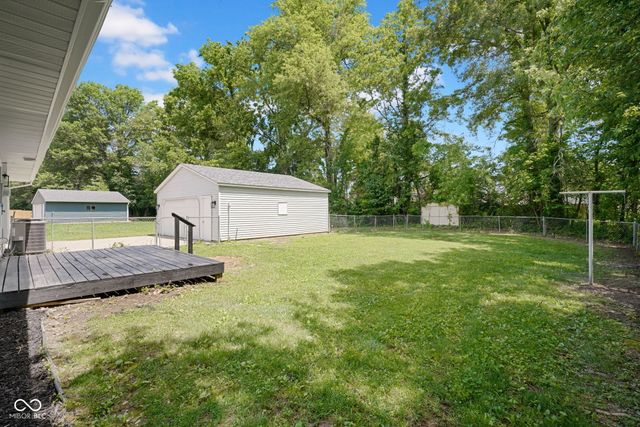 1413 Brookside Drive, Columbus, IN 47201