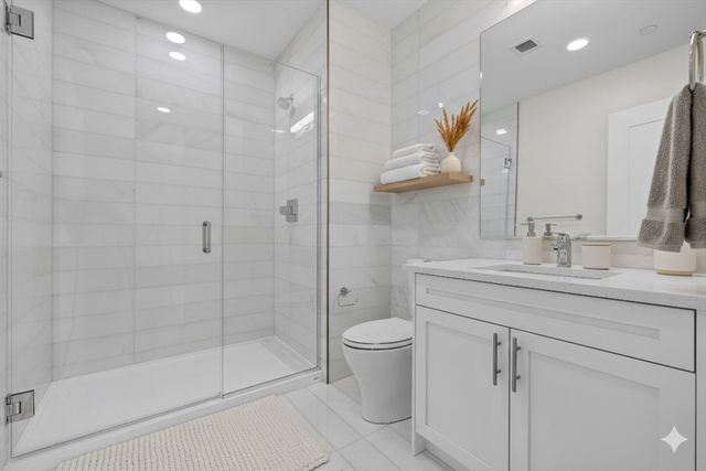 301 Border Street 211, Boston, MA 02128