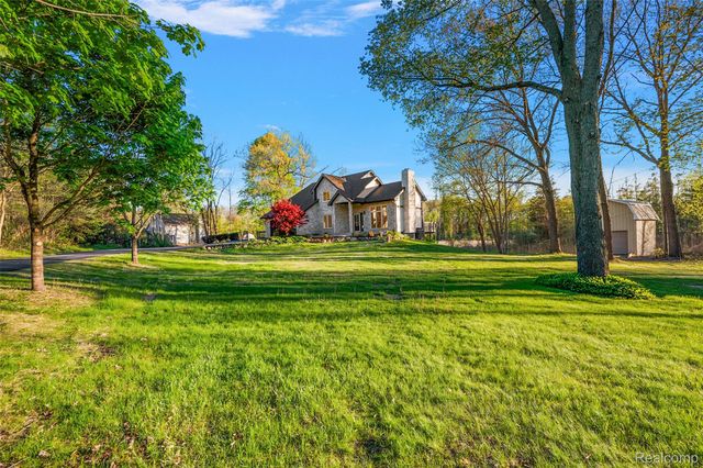 1585 Houghton Trail, Groveland Township, MI 48462