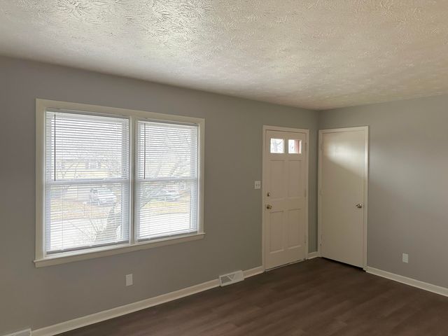 1186 Merewood Drive, Lexington, KY 40517