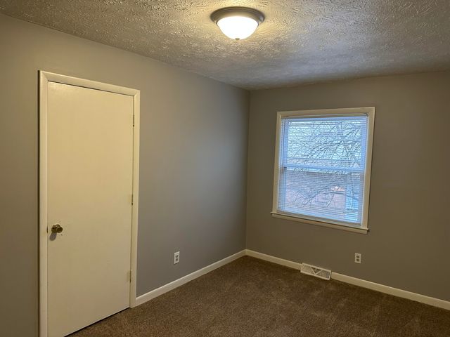 1186 Merewood Drive, Lexington, KY 40517