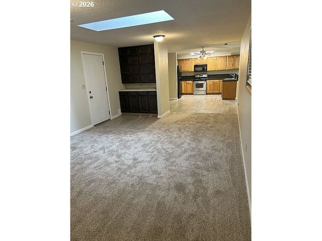 13950 Sw 20TH St, Beaverton, OR 97008