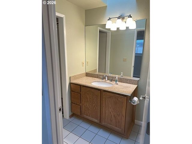 13950 Sw 20TH St, Beaverton, OR 97008