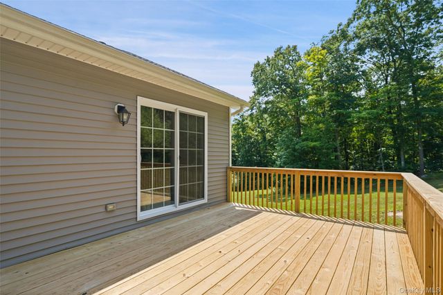 71 Hitchcock Hill Road, Mahopac, NY 10541