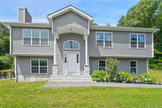 71 Hitchcock Hill Road, Mahopac, NY 10541