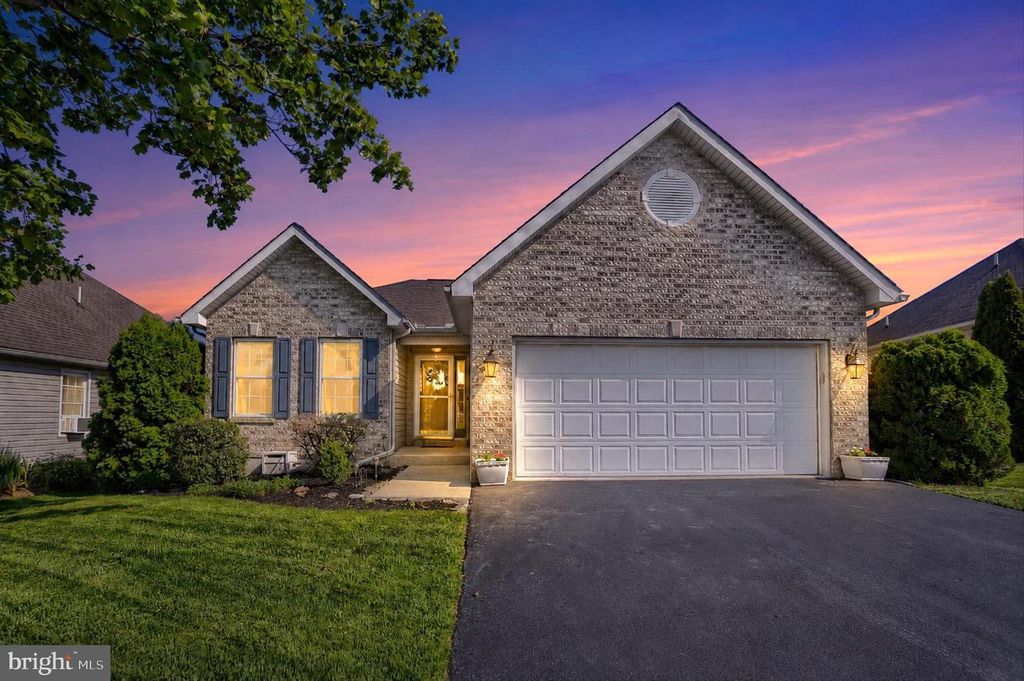 58 BURWICK DRIVE, Mechanicsburg, PA 17050
