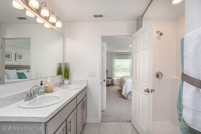 549 Hallmark Street SE, Palm Bay, FL 32909