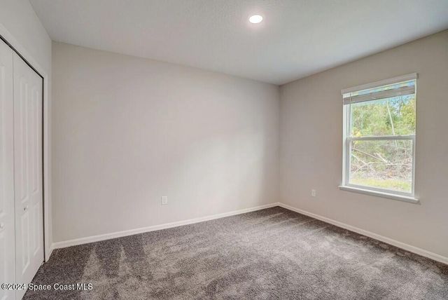549 Hallmark Street SE, Palm Bay, FL 32909
