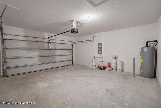 549 Hallmark Street SE, Palm Bay, FL 32909