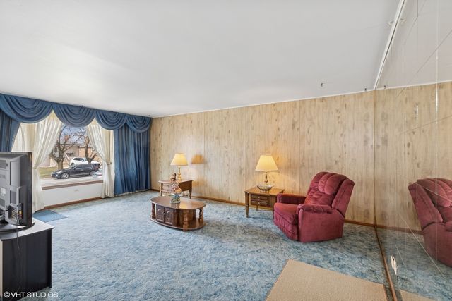 605 Saginaw Avenue, Calumet City, IL 60409