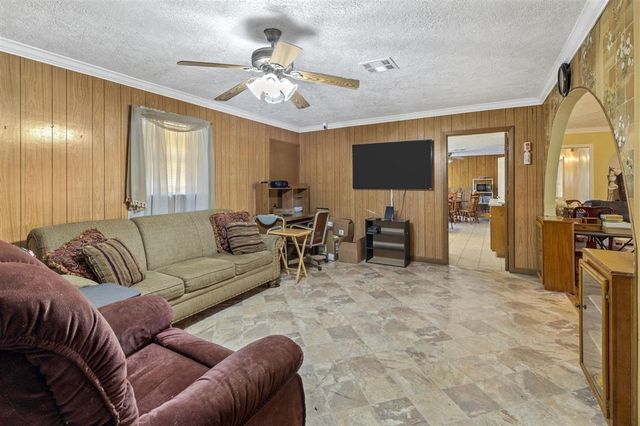 2917 Donatiel Street, Lake Charles, LA 70615