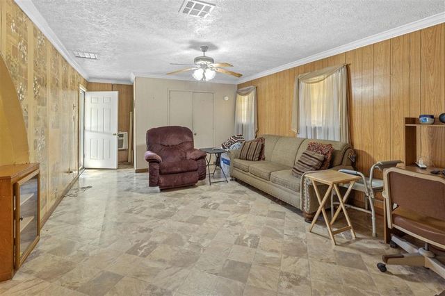 2917 Donatiel Street, Lake Charles, LA 70615