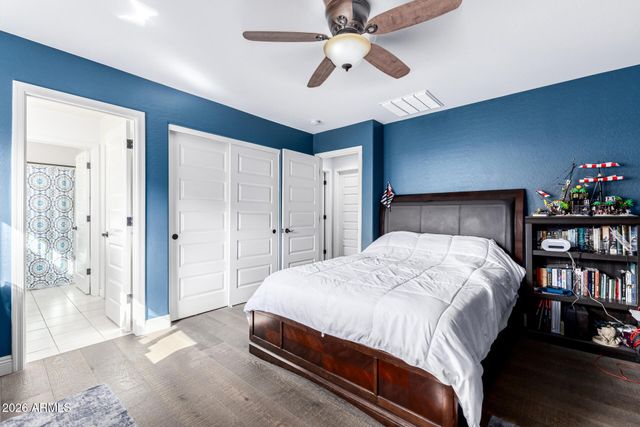 2738 E CHERRY HILL Drive, Gilbert, AZ 85298