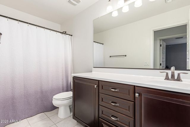 2738 E CHERRY HILL Drive, Gilbert, AZ 85298