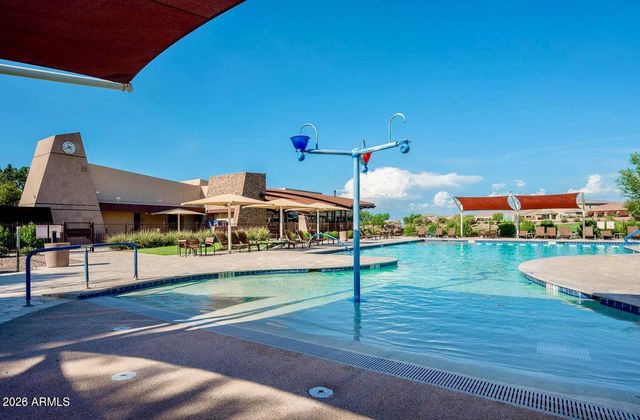 2738 E CHERRY HILL Drive, Gilbert, AZ 85298