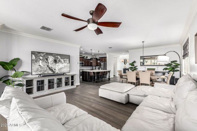 2738 E CHERRY HILL Drive, Gilbert, AZ 85298