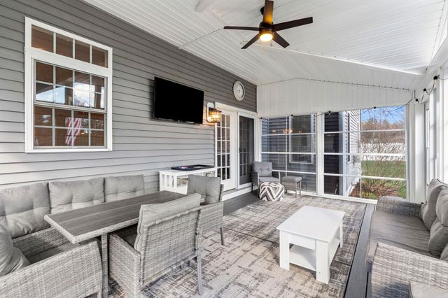 30 Hunter Mill Way, Londonderry, NH 03053