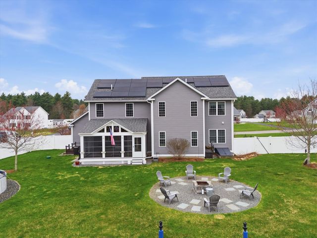 30 Hunter Mill Way, Londonderry, NH 03053