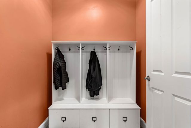 30 Hunter Mill Way, Londonderry, NH 03053