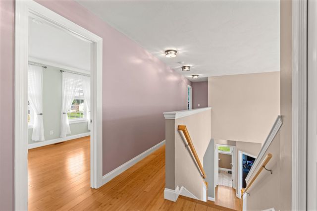 30 Hunter Mill Way, Londonderry, NH 03053