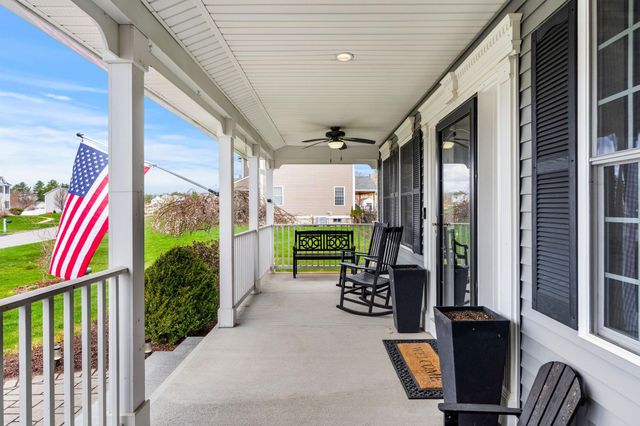 30 Hunter Mill Way, Londonderry, NH 03053