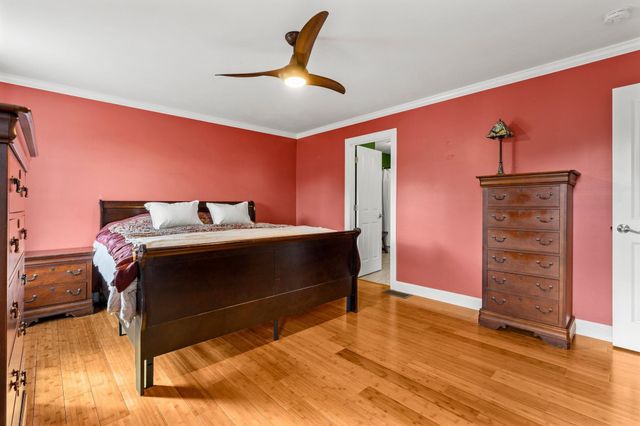 30 Hunter Mill Way, Londonderry, NH 03053