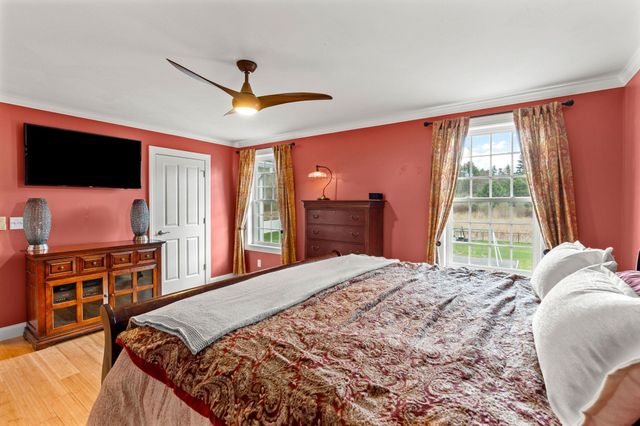 30 Hunter Mill Way, Londonderry, NH 03053